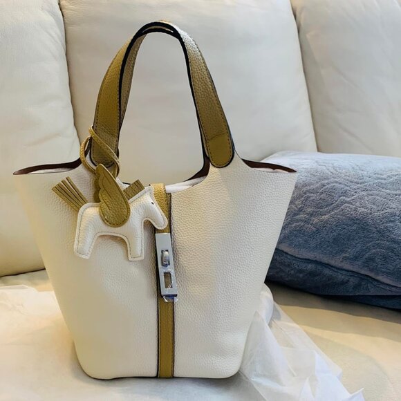 Neiman Marcus Yellow Beige Vegan Leather Bucket Purse - Picture 1 of 2